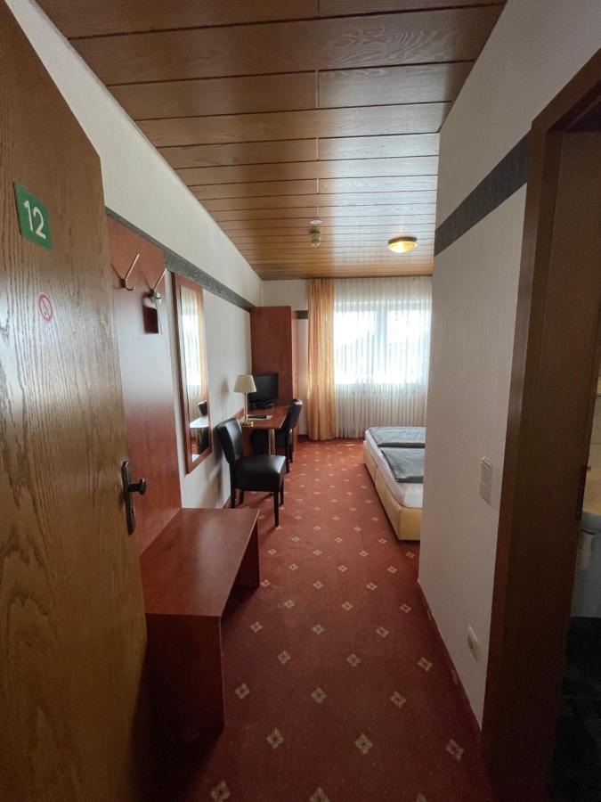 Hotel Restaurant Lenhsen Elmpt Extérieur photo