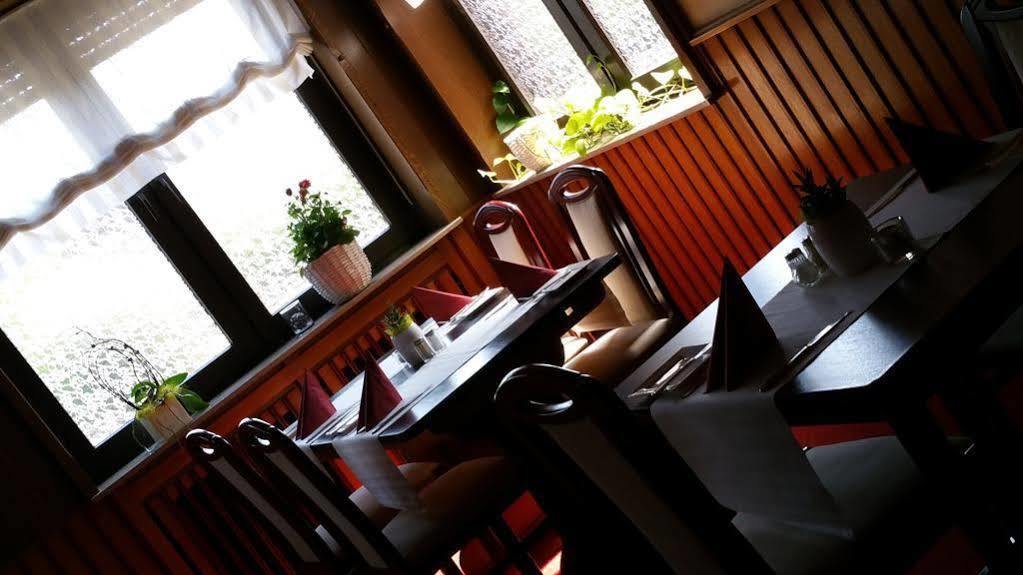Hotel Restaurant Lenhsen Elmpt Extérieur photo